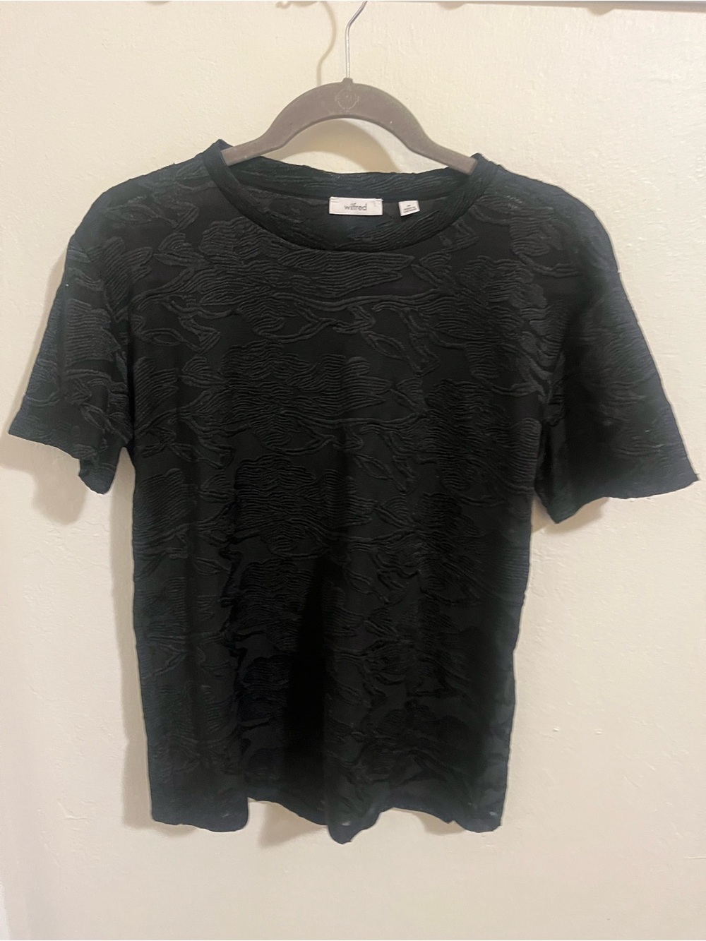 Wilfred Black Short-Sleeve Textured Crew Tee